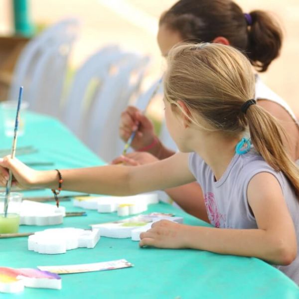 מתחם סדנאות יצירה